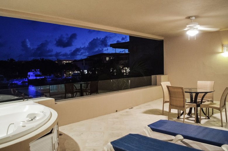 Apartamentos Porto Bello Gran Marina By Guruhotel