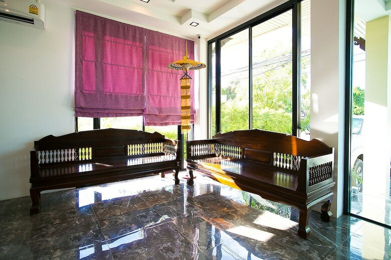 Hotel Saksuksmile Resort