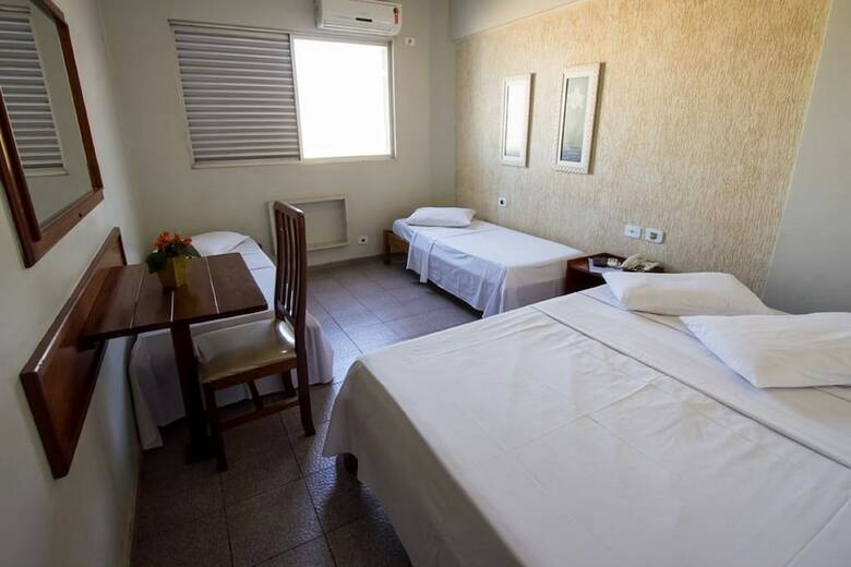 Uberpalace Hotel