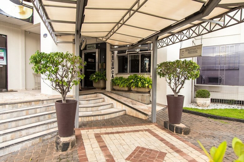 Uberpalace Hotel