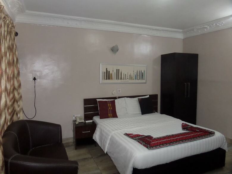 Apartamentos The Governor's Hotel