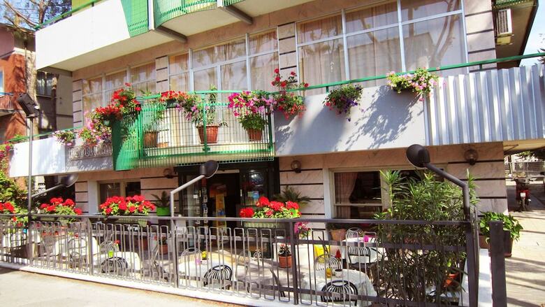 Hotel Mamy