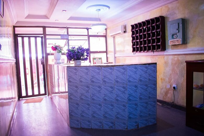 Hotel Maria Suites