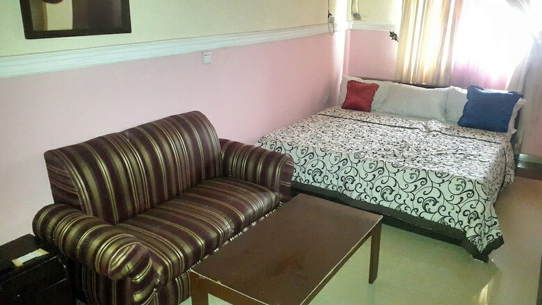 Hotel Maria Suites