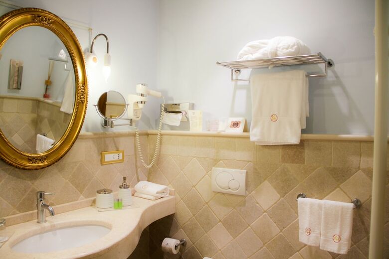 Kelina Charme Hotel