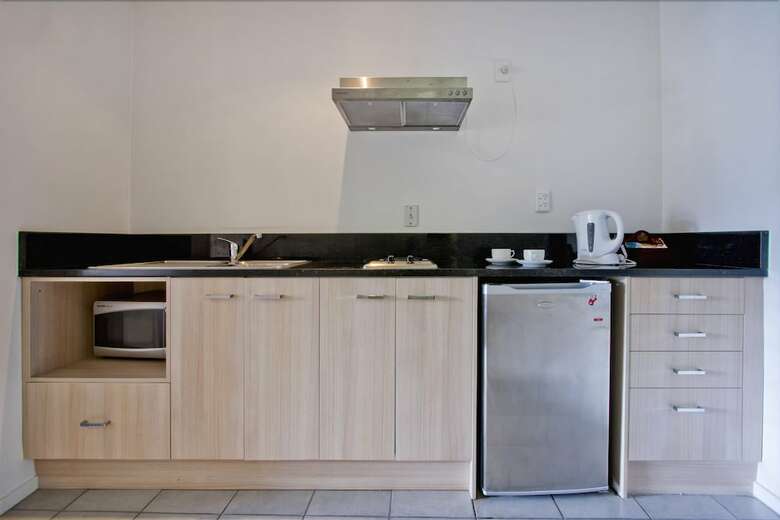 Hostal Kiwi Airport Backpackers