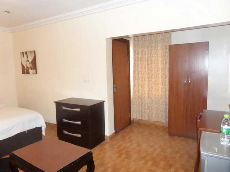 Hotel Bay Suites