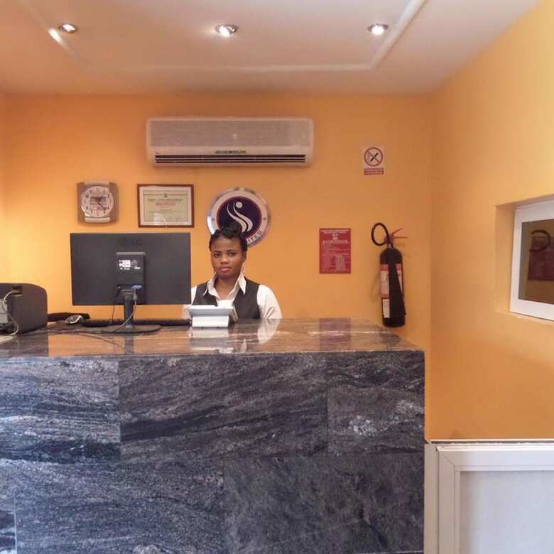 Hotel Bay Suites