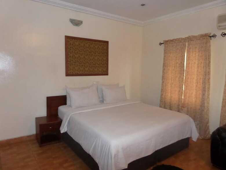 Hotel Bay Suites
