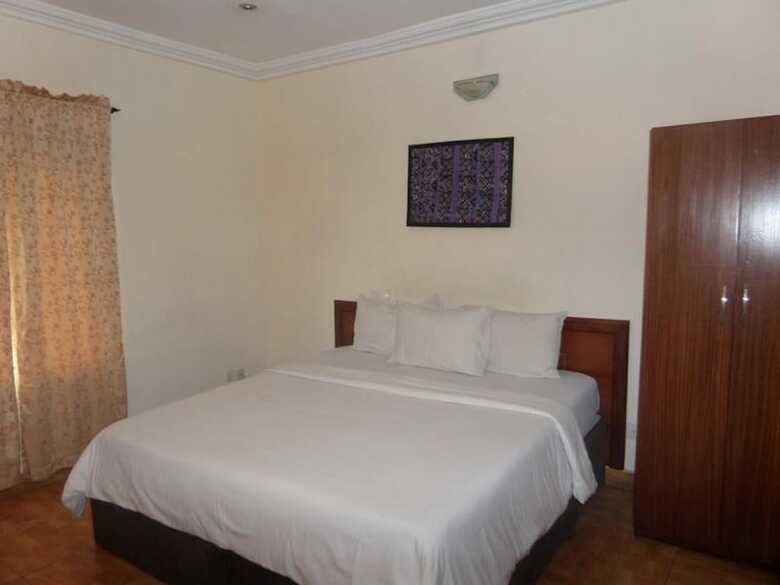 Hotel Bay Suites