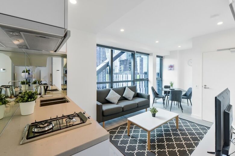 Mono Apartments On La Trobe