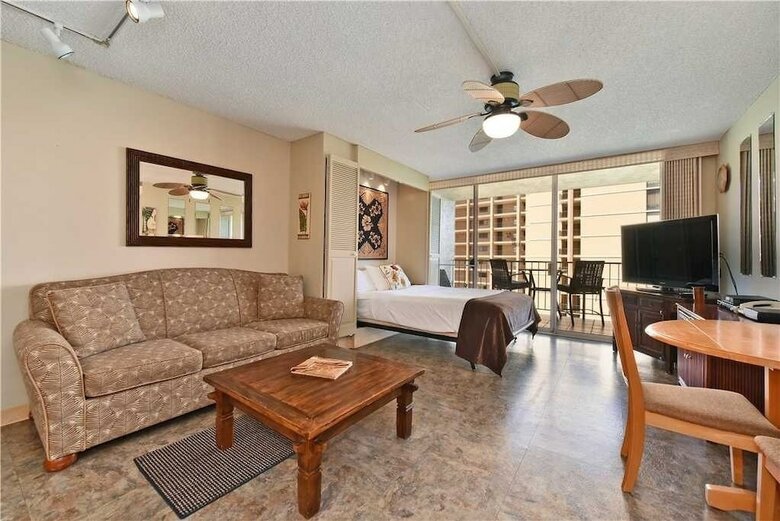 Royal Kahana #617 - Studio Condo