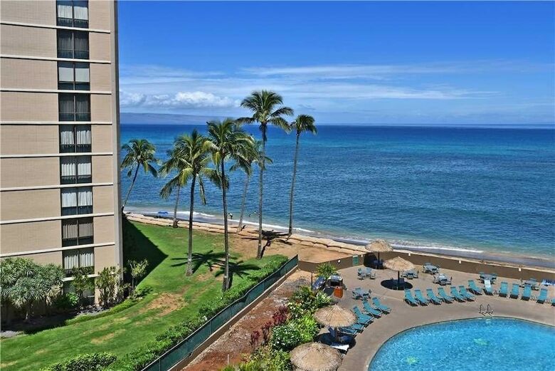 Royal Kahana #617 - Studio Condo