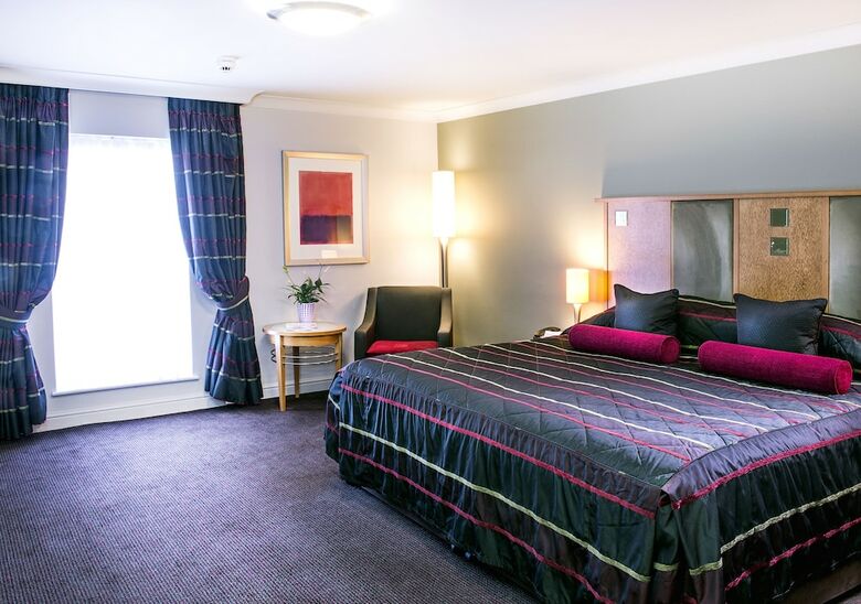 Hotel de Vere Cranage Estate