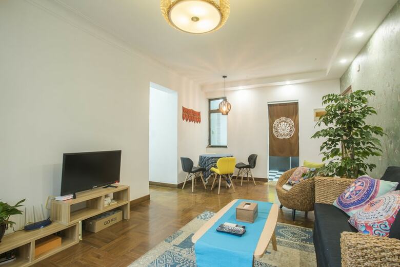 Gonative Downtown Apartment Tianzifang