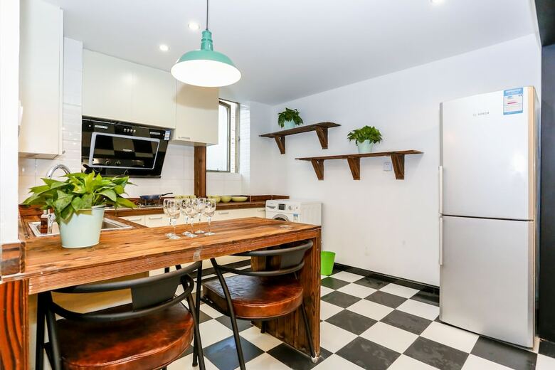 Gonative Downtown Apartment Tianzifang