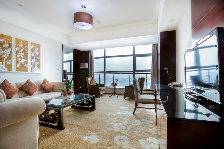 Grand New Century Hotel