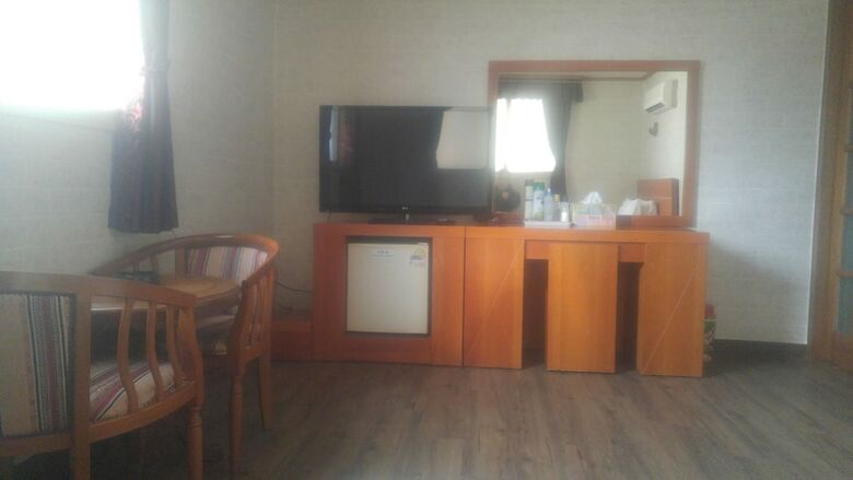 Hotel Samcheonpo Grand Motel