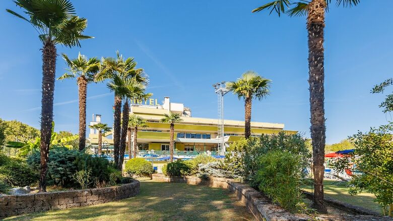 Hotel Country Club