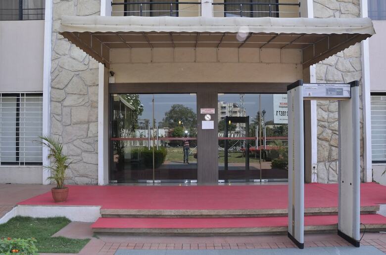 Hotel Zip By Spree Hinjewadi