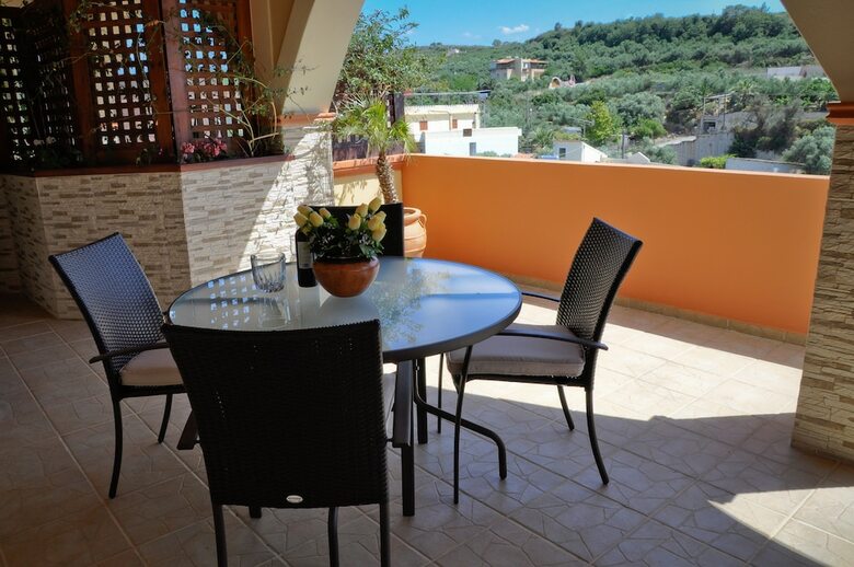Apartamentos Orsalia Luxury Suites