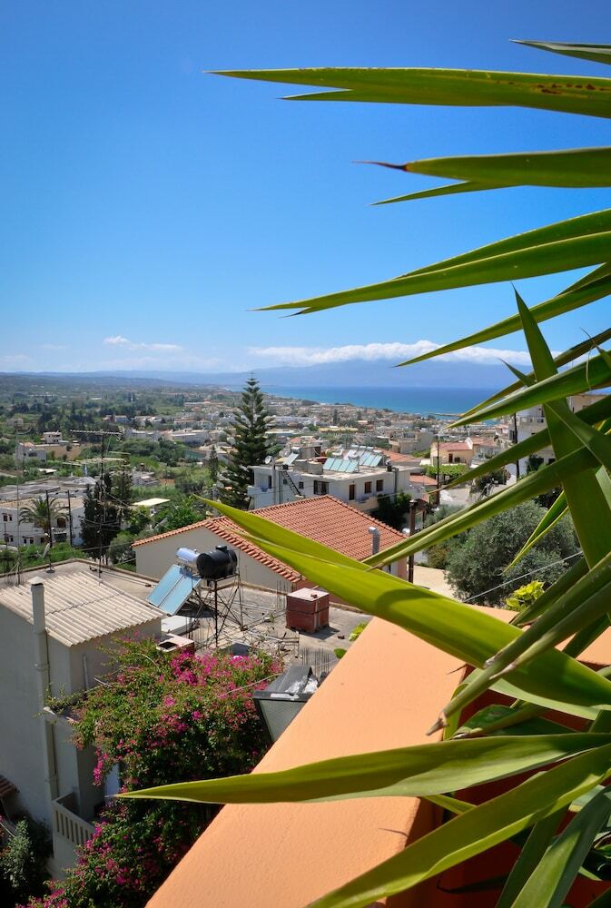 Apartamentos Orsalia Luxury Suites