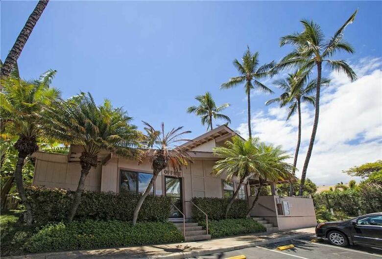 Kihei Akahi Dg-02 - 2 Br Condo