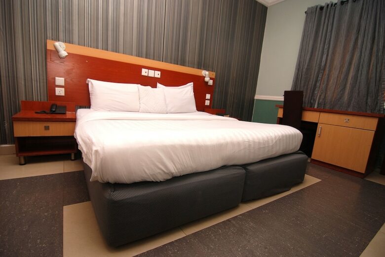 Hotel Peace Royal Resort