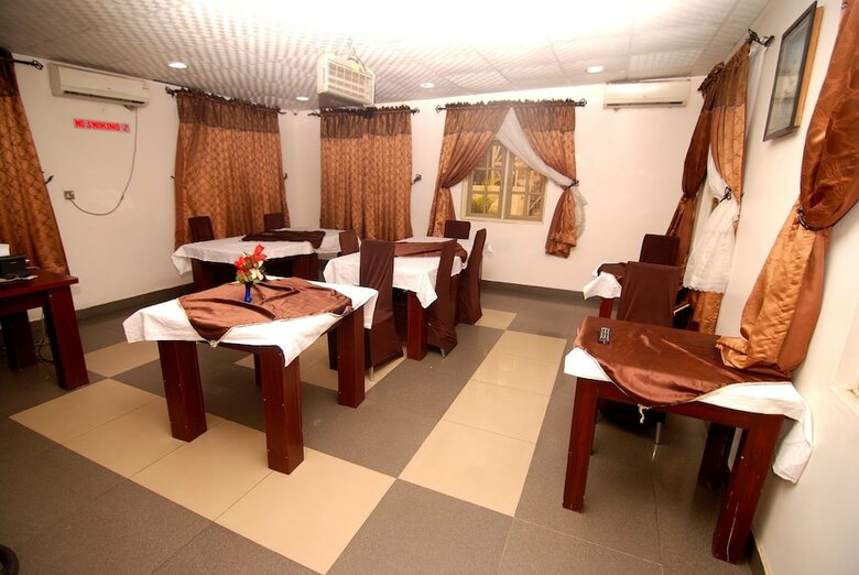 Hotel Peace Royal Resort