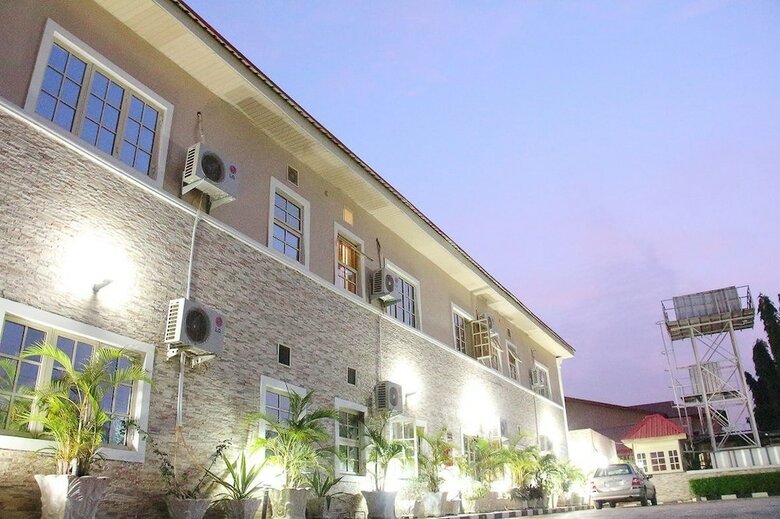 Hotel Peace Royal Resort