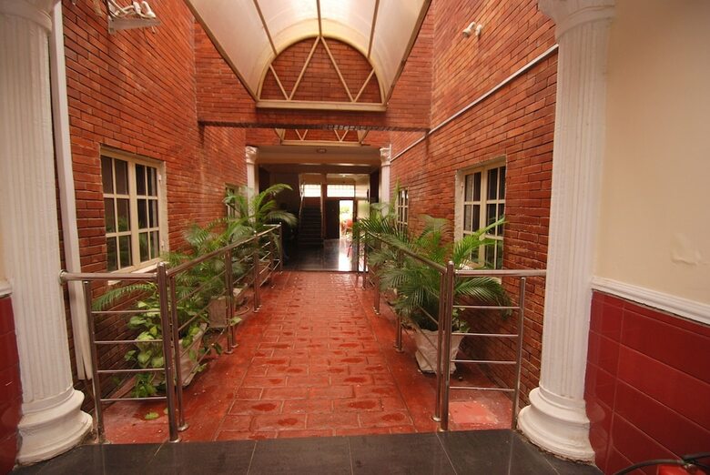 Hotel Peace Royal Resort