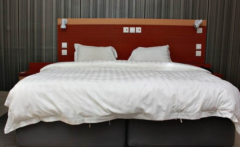 Hotel Peace Royal Resort
