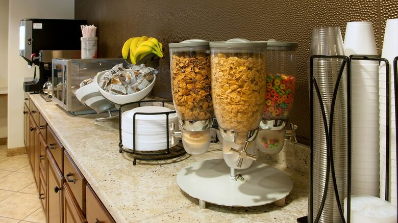 Hotel Magnolia Inn & Suites