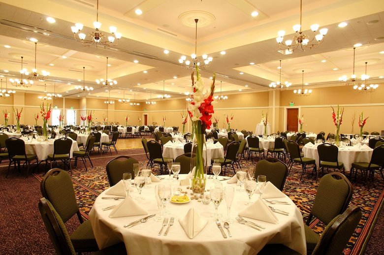 Posada Lodge At Mountaineer Square