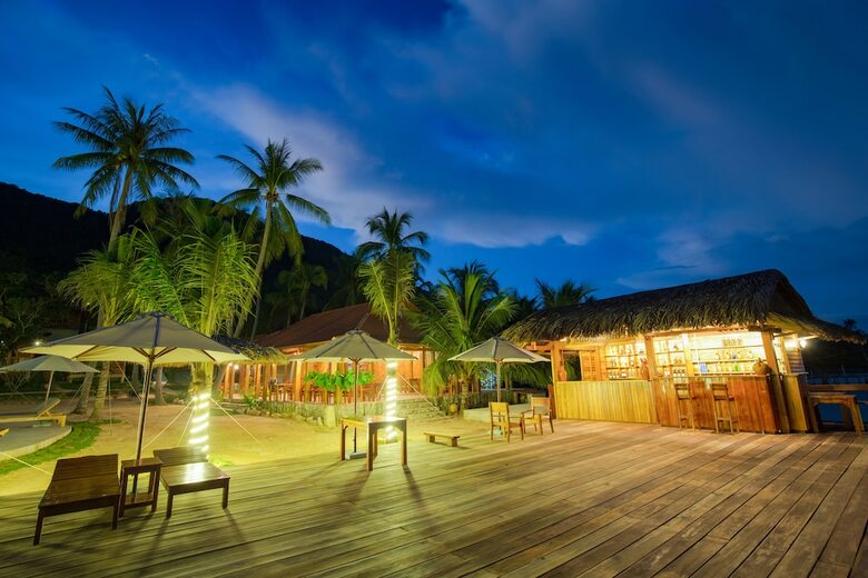 Hotel Mango Beach Resort