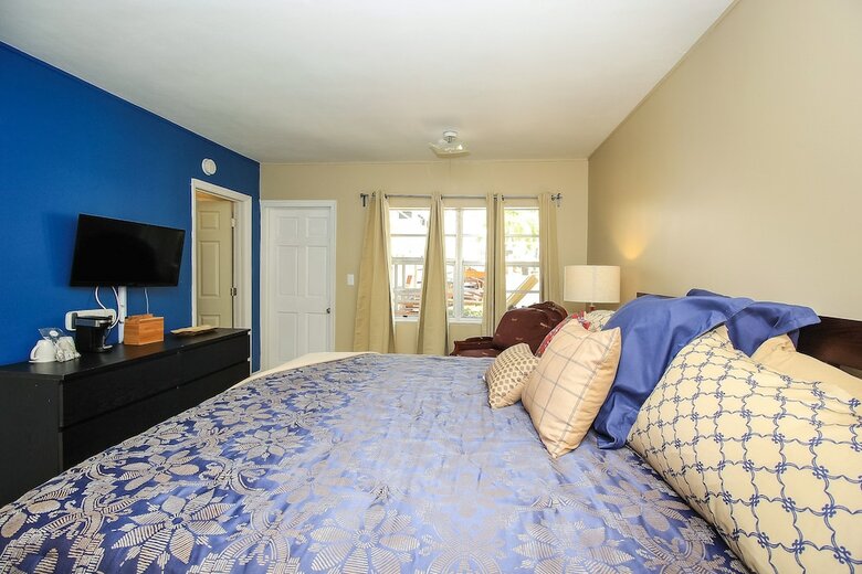 Hotel Sea Steps Suites