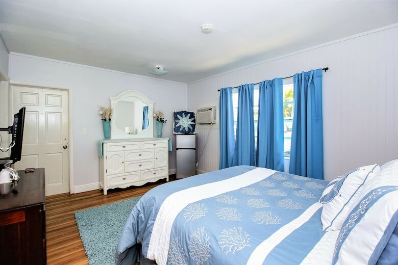 Hotel Sea Steps Suites