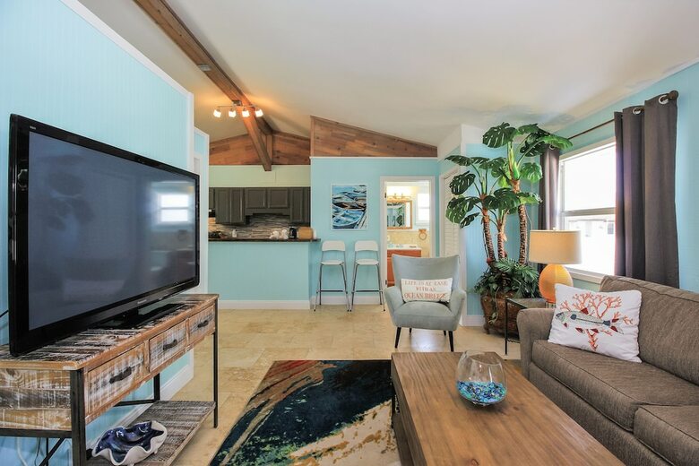 Hotel Sea Steps Suites