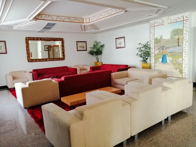 Travel Hotel