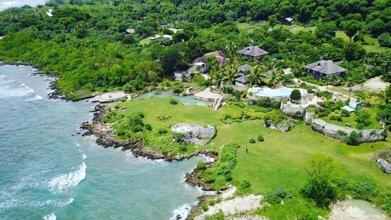 Apartamento Tanna Evergreen Resort & Tours