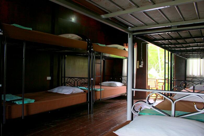 Hostal Love Station Hostel
