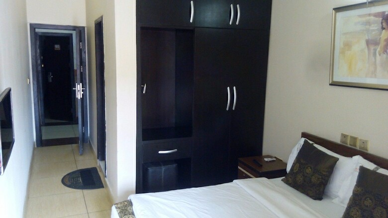 Hotel Rita's Events And Suites