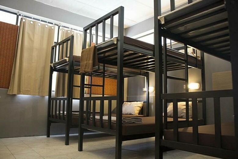Hostal Ama Phuket Hostel