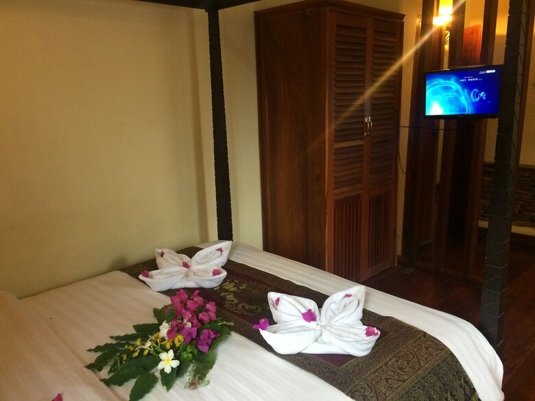 Hotel Chaluenxay Villa