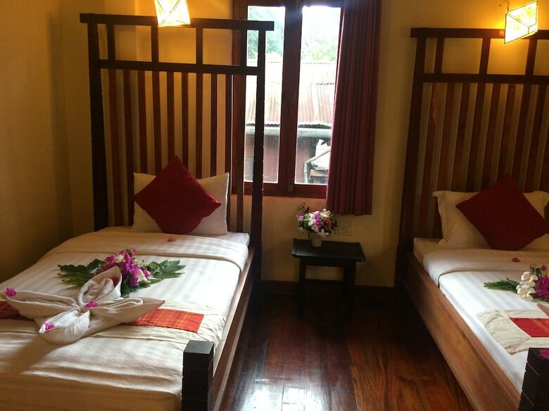 Hotel Chaluenxay Villa