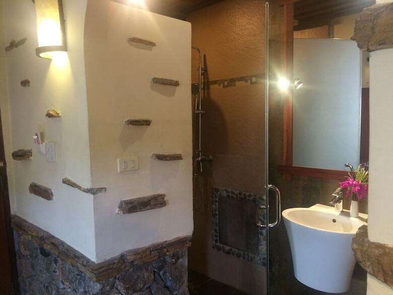 Hotel Chaluenxay Villa
