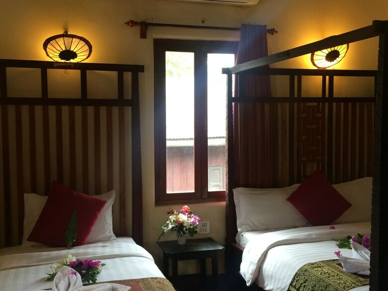 Hotel Chaluenxay Villa