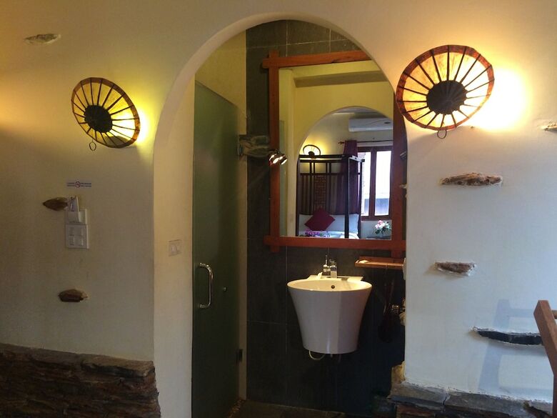 Hotel Chaluenxay Villa
