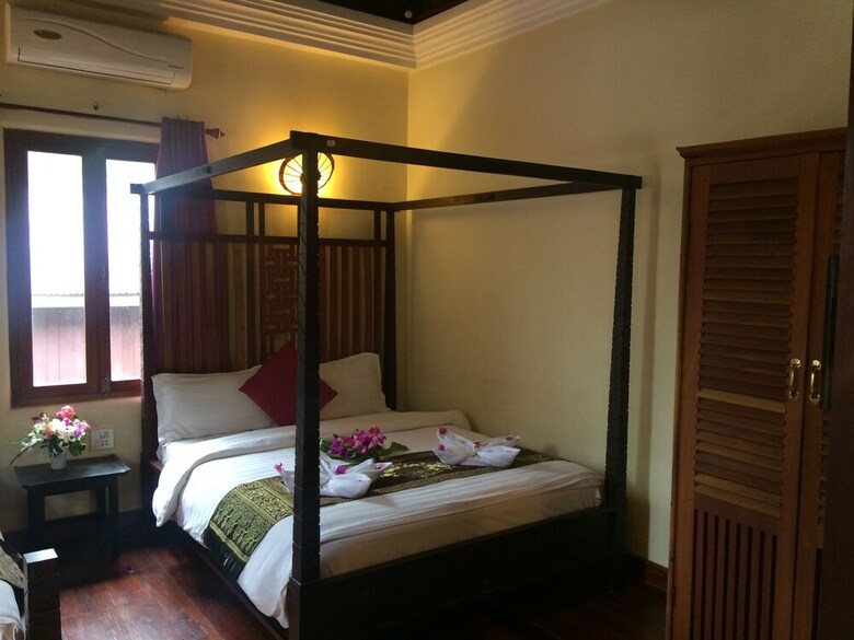 Hotel Chaluenxay Villa