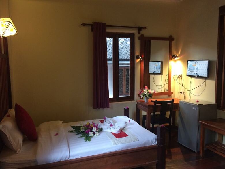 Hotel Chaluenxay Villa